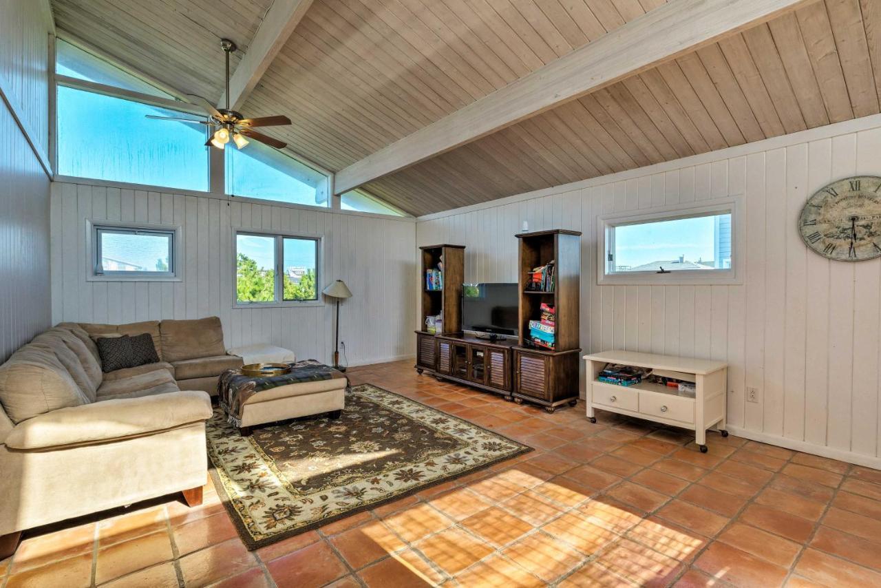 Westhampton Beach Home With Deck And Ocean Views! Eksteriør billede