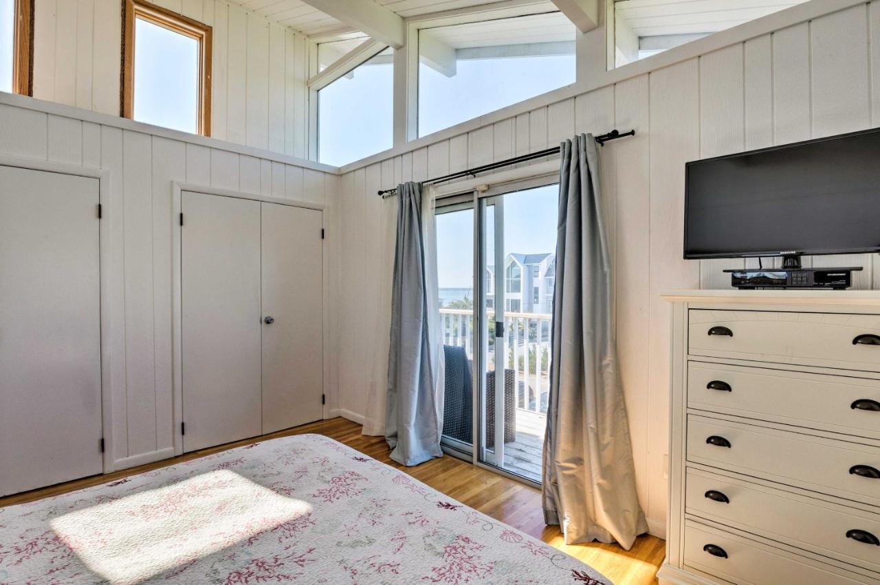 Westhampton Beach Home With Deck And Ocean Views! Eksteriør billede