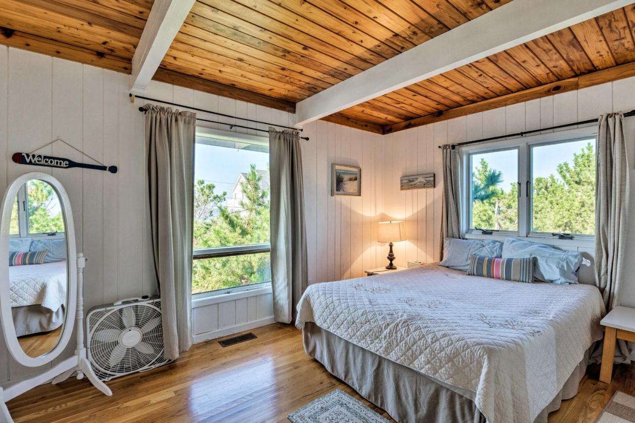Westhampton Beach Home With Deck And Ocean Views! Eksteriør billede